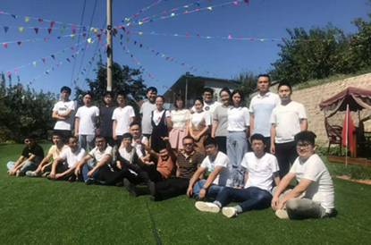 智聯(lián)友道產(chǎn)品服務(wù)中心開(kāi)展“團(tuán)結(jié)一致，共創(chuàng)輝煌”主題團(tuán)建活動(dòng)